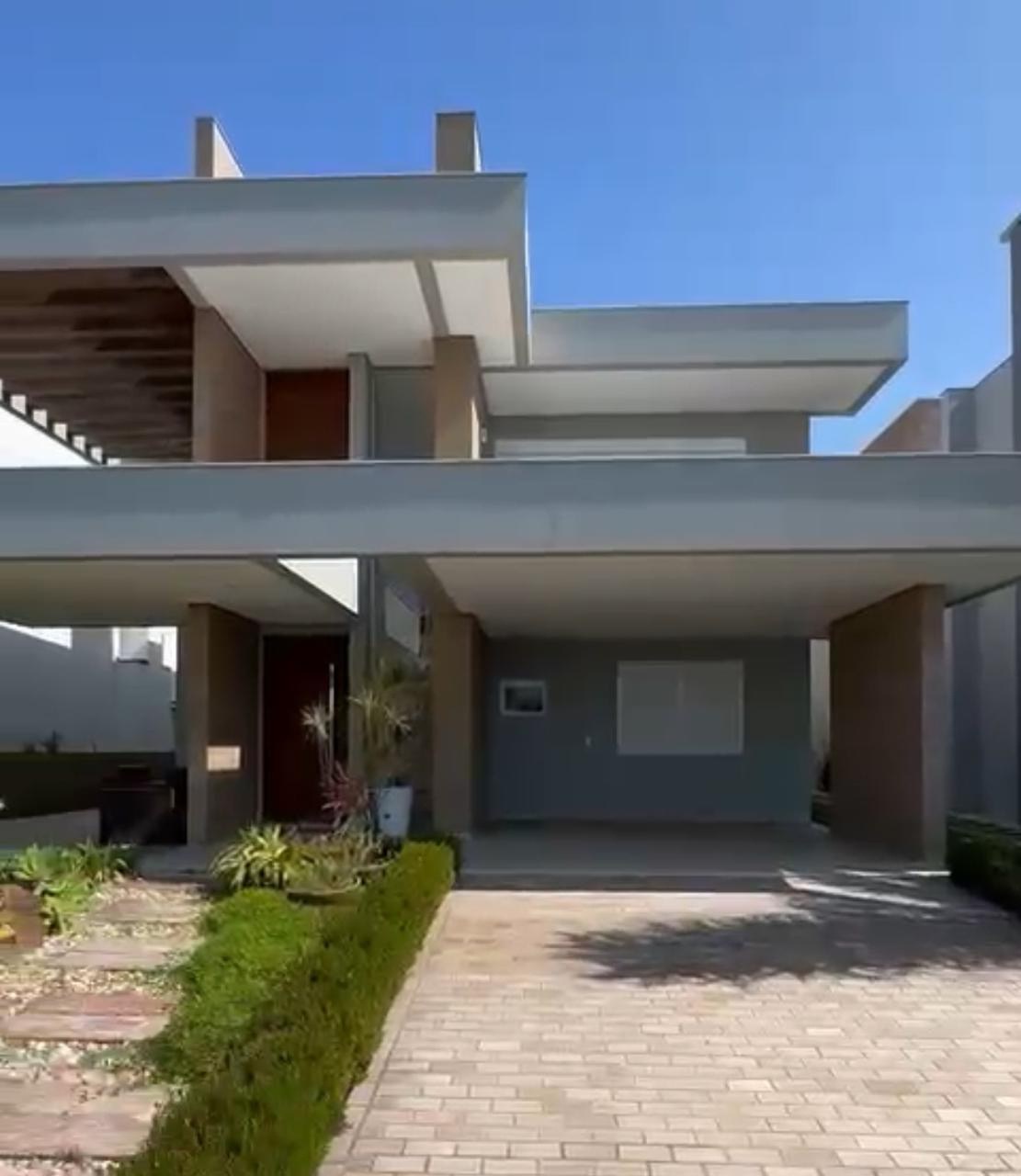 Fachada no Malibu antes da revitalização